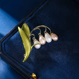 2025 Vintage Chinese style cheongsam accessories autumn and winter coat coat corsage fixed pin freshwater pearl lily of the valley brooch