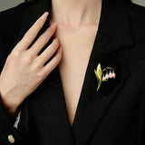 2025 Vintage Chinese style cheongsam accessories autumn and winter coat coat corsage fixed pin freshwater pearl lily of the valley brooch