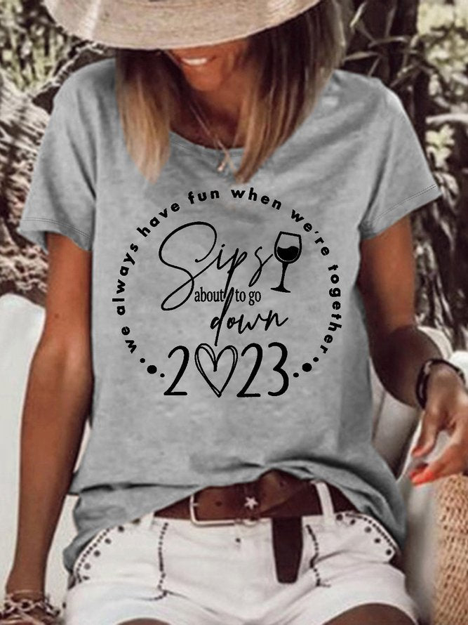 rRomildi Women's Sips about to go down Wine Girls Trip Crew Neck Casual T-Shirt