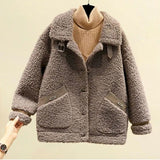 Fashion Lamb Plush Fur Coat Casual Jackets Womens  New Autumn Winter Korean Style Short Polar Fleece Outerwear Jackets Women